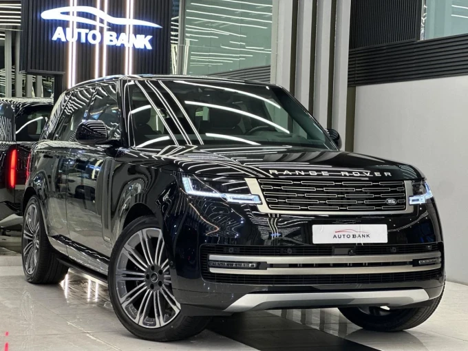 Land Rover Range Rover in Dubai mileage 0 only AED 899000