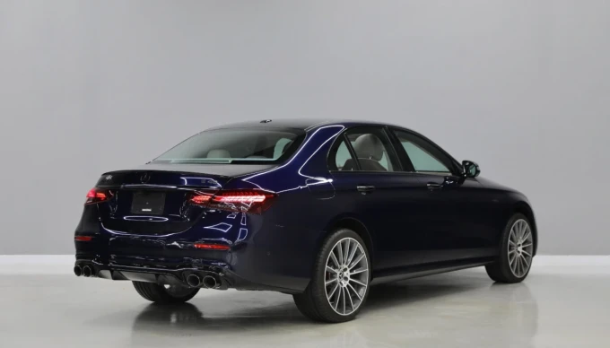 Mercedes-Benz E-Class in Dubai mileage 39347 only AED 119999