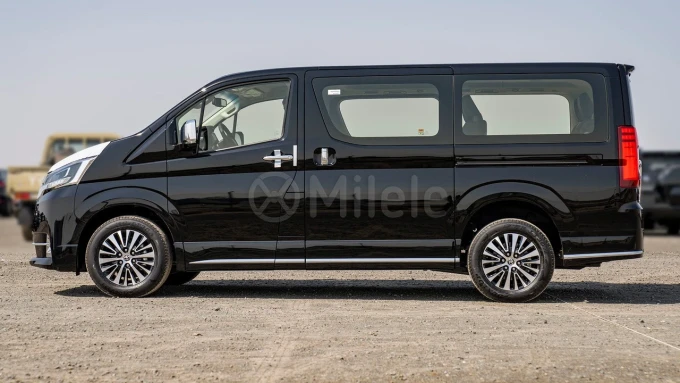 Toyota Granvia in Dubai mileage 0 only AED 165000