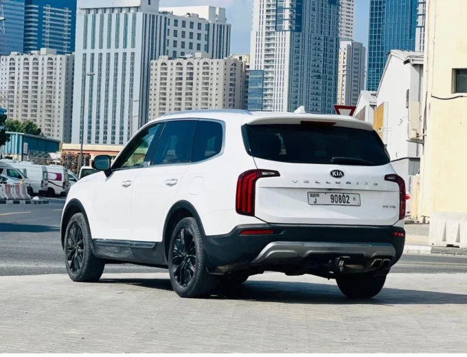 Kia Telluride in Dubai mileage 48000 only AED 60000