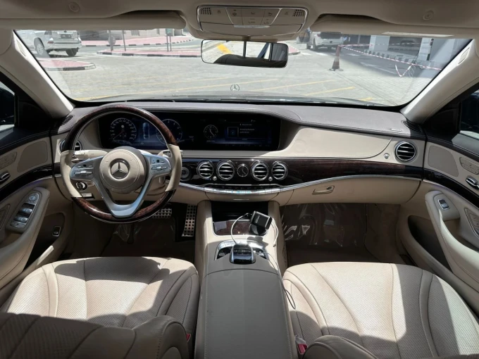 Mercedes-Benz S-Class in Dubai mileage 42000 only AED 256000