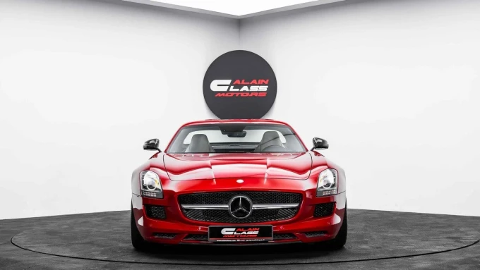 Mercedes-Benz SLS in Dubai mileage 39273 only AED 880000