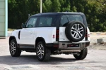 Land Rover Defender in Dubai mileage 0 only AED 355000