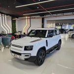 Land Rover Defender in Dubai mileage 0 only AED 435000