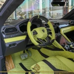 Lamborghini Urus in Dubai mileage 180 only AED 1890000