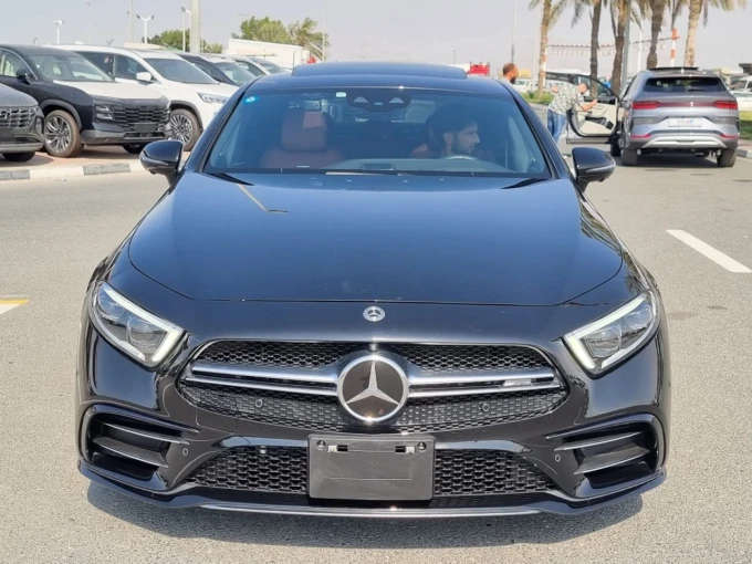 Mercedes-Benz CLS-Class in Dubai mileage 46000 only AED 255000