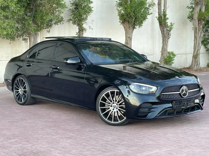 Mercedes-Benz E-Class in Dubai mileage 48000 only AED 237000