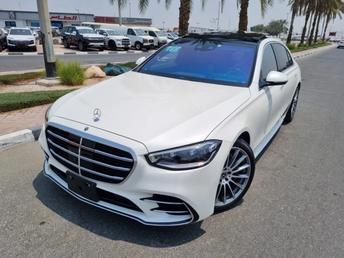 Mercedes-Benz S-Class in Dubai mileage 20000 only AED 395000