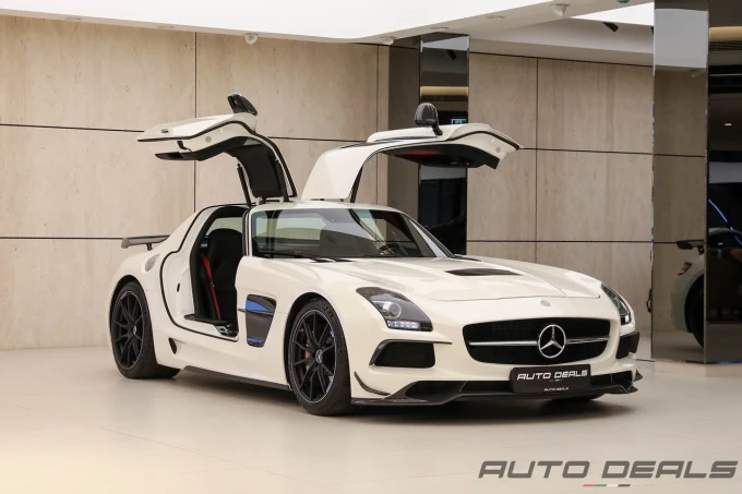 Mercedes-Benz SLS in Dubai mileage 7245 only AED 3300000