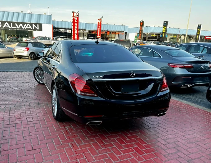Mercedes-Benz S-Class in Dubai mileage 37000 only AED 125000