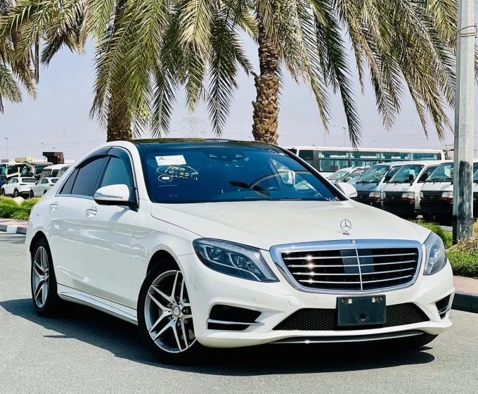Mercedes-Benz S-Class in Dubai mileage 36994 only AED 128000