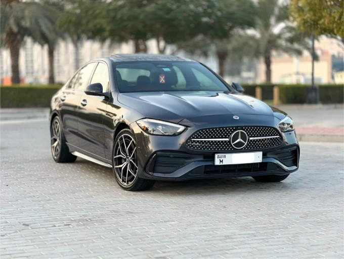 Mercedes-Benz C-Class in Dubai mileage 6700 only AED 155000