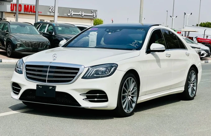 Mercedes-Benz S-Class in Dubai mileage 18424 only AED 235000