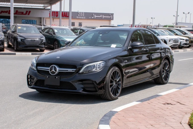 Mercedes-Benz C43 in Dubai mileage 50000 only AED 190000