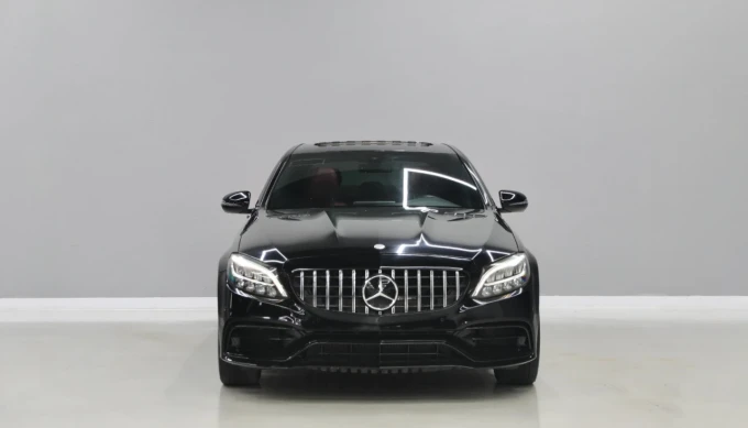 Mercedes-Benz C-Class in Dubai mileage 39753 only AED 104999