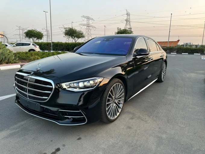 Mercedes-Benz S-Class in Dubai mileage 6000 only AED 510000