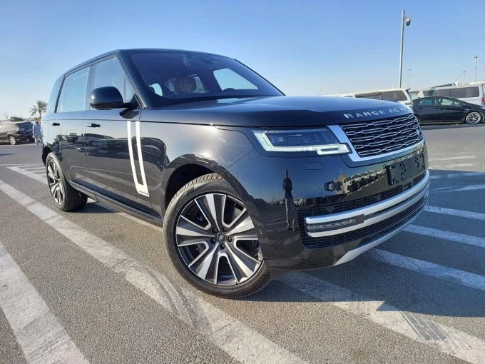 Land Rover Range Rover in Dubai mileage 0 only AED 850000