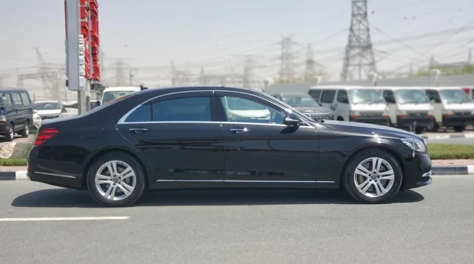 Mercedes-Benz S-Class in Dubai mileage 50000 only AED 245000