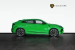 Lamborghini Urus in Dubai mileage 1700 only AED 1480000