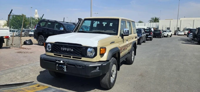 Toyota Land Cruiser 76 series in Dubai mileage 0 only AED 245000