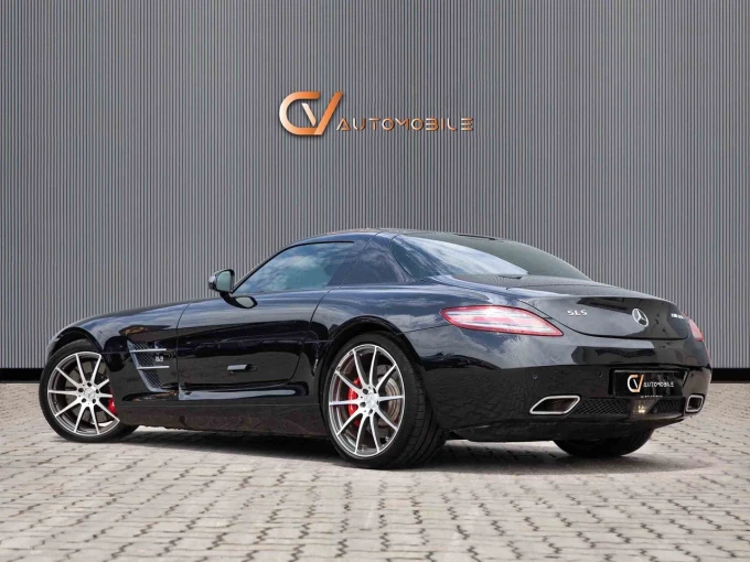 Mercedes-Benz SLS in Dubai mileage 37621 only AED 829000