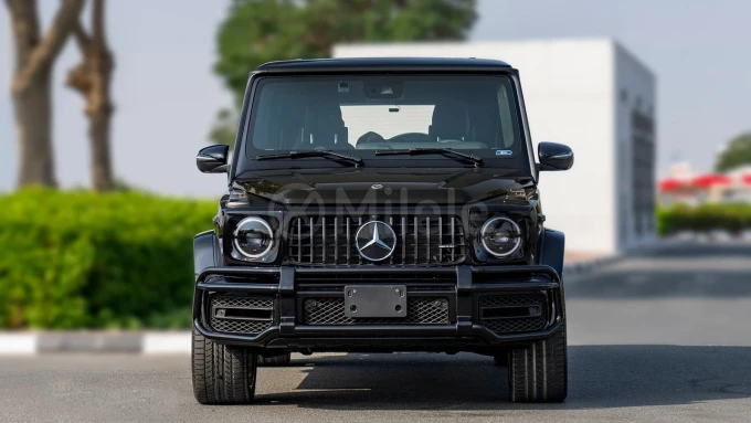 Mercedes-Benz G-Class in Dubai mileage 18992 only AED 690000