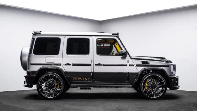 Mercedes-Benz G-Class in Dubai mileage 261 only AED 1780000