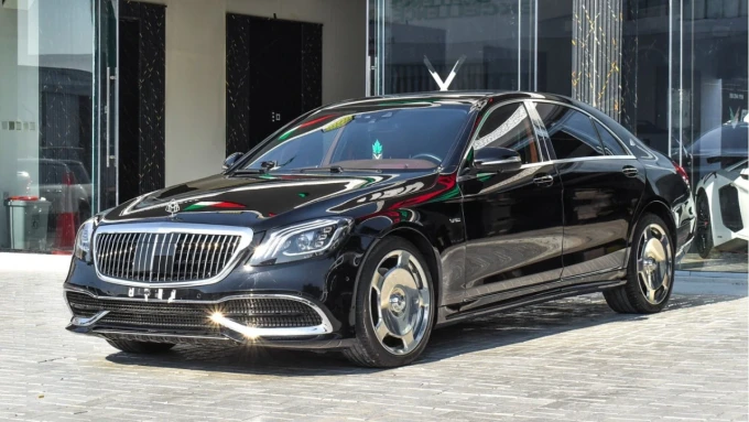 Mercedes-Benz S-Class in Dubai mileage 30000 only AED 210000
