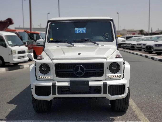 Mercedes-Benz G-Class in Dubai mileage 46000 only AED 240000