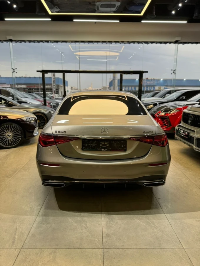 Mercedes-Benz S-Class in Dubai mileage 38000 only AED 510000