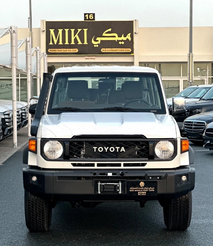 Toyota Land Cruiser 76 series in Dubai mileage 0 only AED 195000