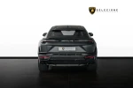 Lamborghini Urus in Dubai mileage 510 only AED 1490000
