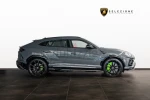 Lamborghini Urus in Dubai mileage 22425 only AED 1190000