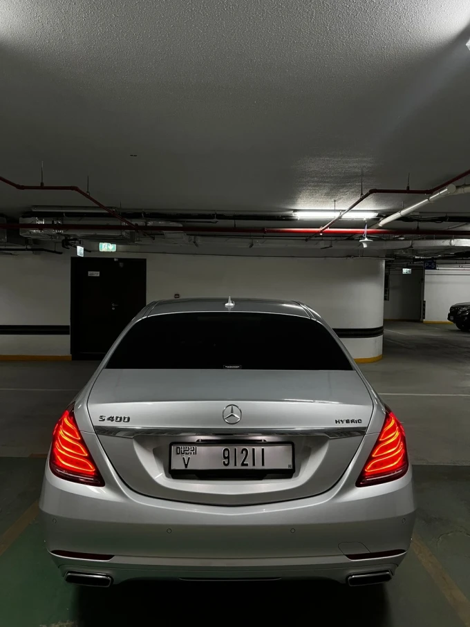 Mercedes-Benz S-Class in Dubai mileage 33000 only AED 155000