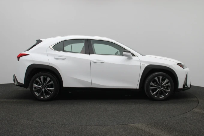 Lexus UX 200 in Dubai mileage 17135 only AED 145999