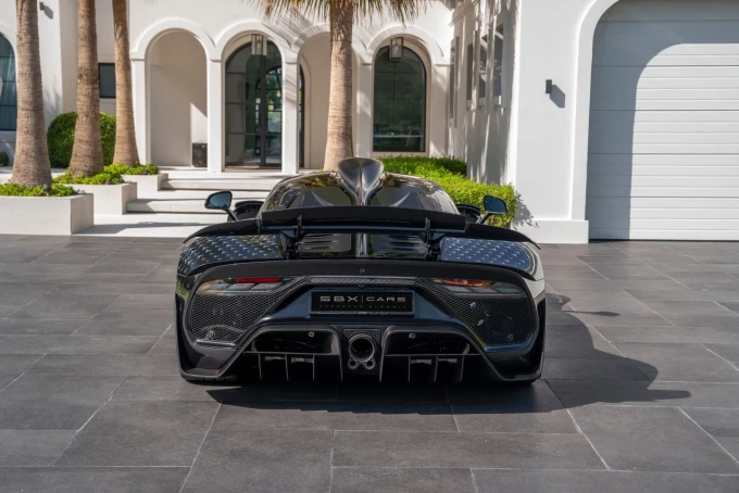 Mercedes-Benz AMG in Dubai mileage 83 only AED 17500000