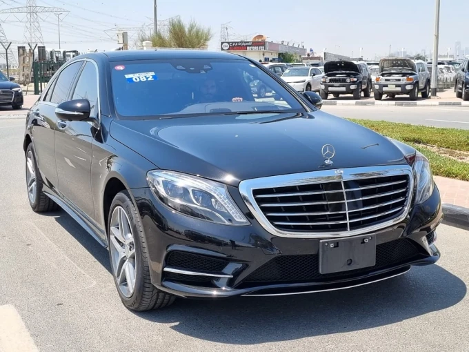 Mercedes-Benz S-Class in Dubai mileage 47000 only AED 165000