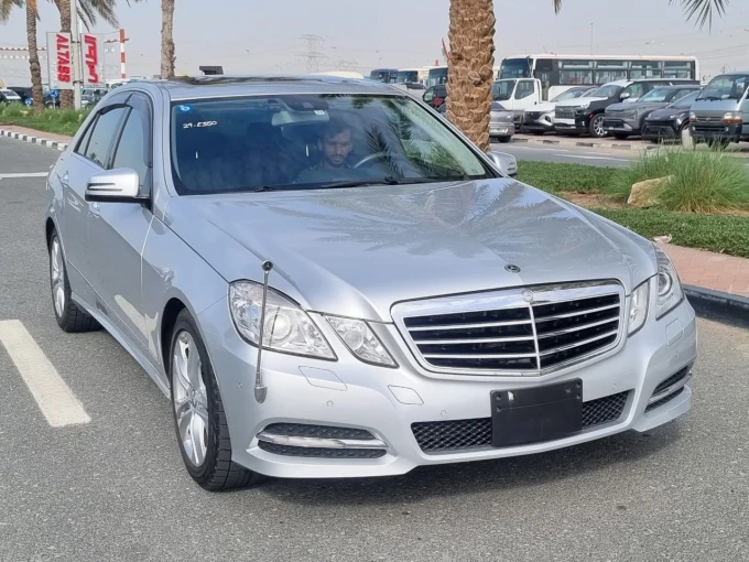 Mercedes-Benz E-Class in Dubai mileage 20000 only AED 63000