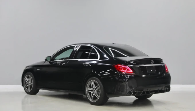 Mercedes-Benz C-Class in Dubai mileage 39753 only AED 104999
