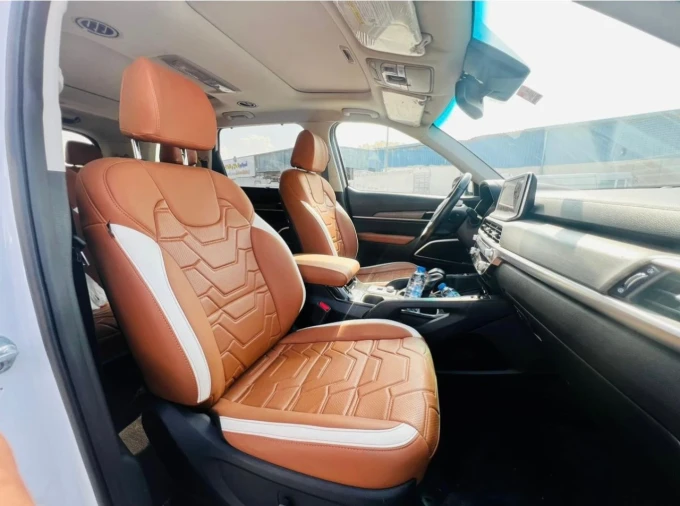 Kia Telluride in Dubai mileage 48000 only AED 60000