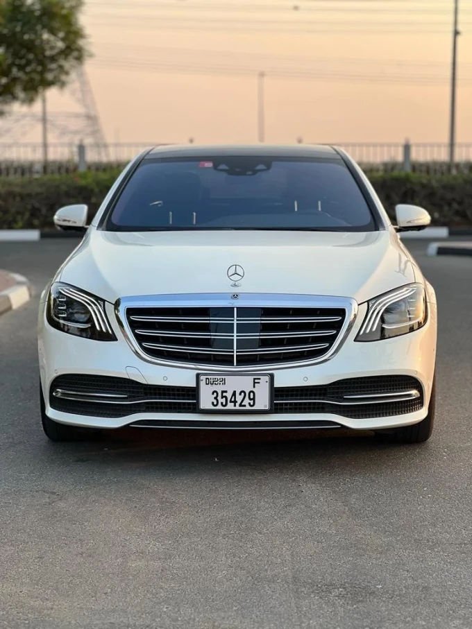 Mercedes-Benz S-Class in Dubai mileage 19000 only AED 190000
