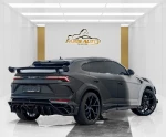 Lamborghini Urus in Dubai mileage 20000 only AED 1080000