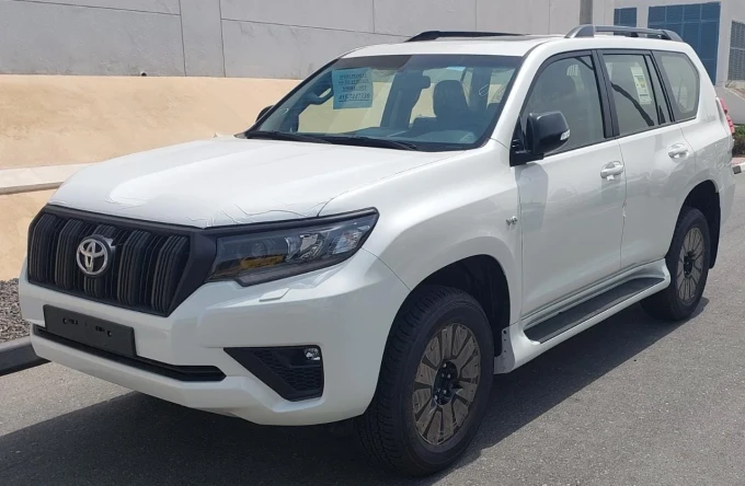 Toyota Prado in Dubai mileage 0 only AED 215000