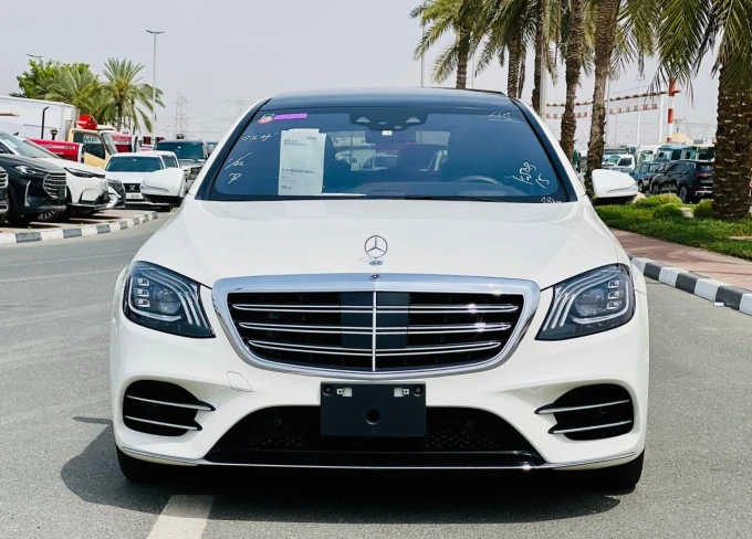 Mercedes-Benz S-Class in Dubai mileage 18424 only AED 235000
