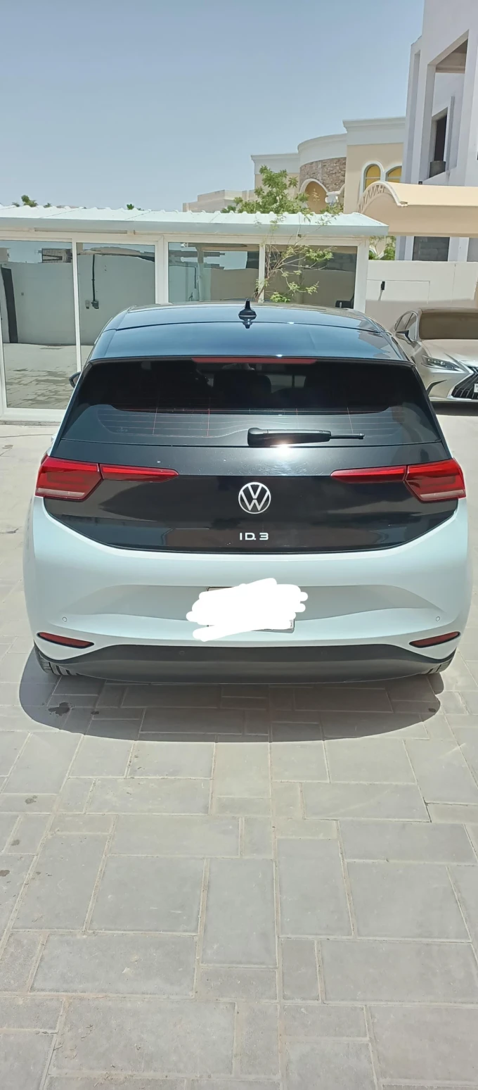 Volkswagen ID.3 in Dubai mileage 19000 only AED 75000
