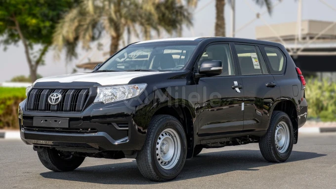 Toyota Prado in Dubai mileage 0 only AED 185000
