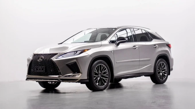 Lexus RX-Series in Dubai mileage 33000 only AED 159000