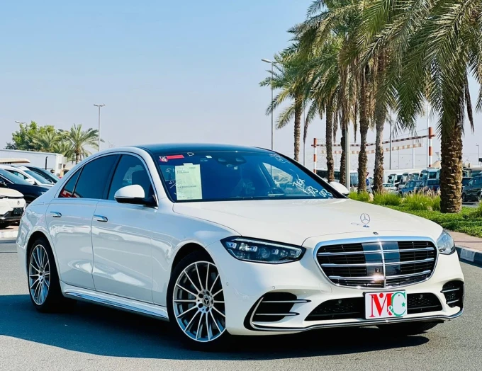 Mercedes-Benz S-Class in Dubai mileage 15772 only AED 324000