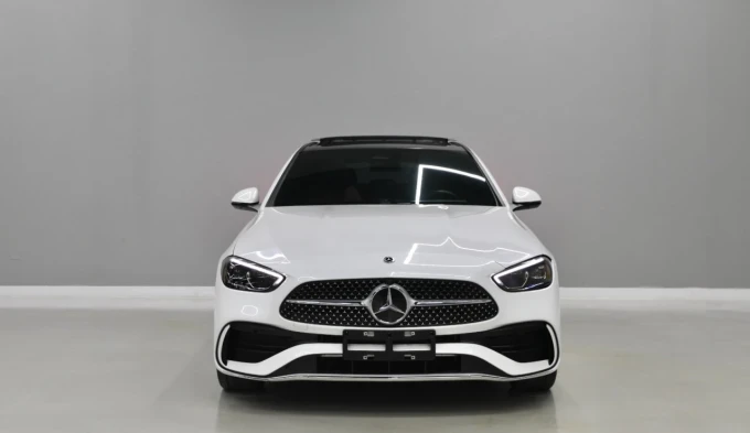 Mercedes-Benz C-Class in Dubai mileage 3717 only AED 219999