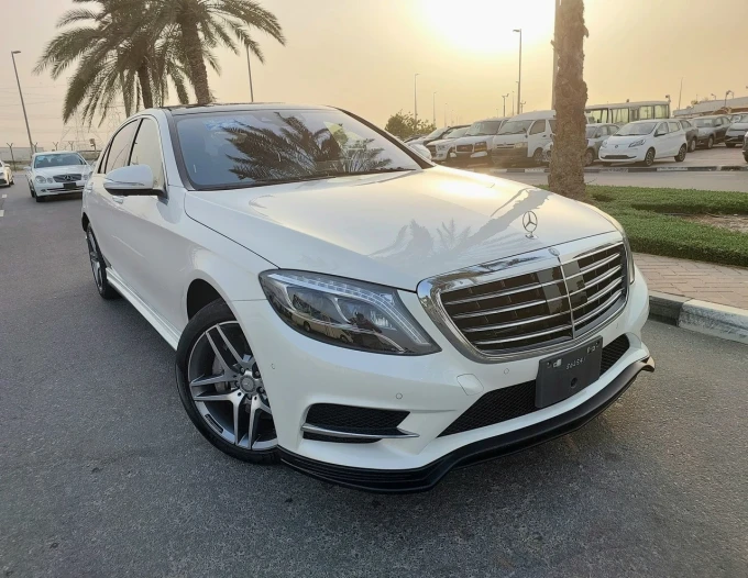 Mercedes-Benz S-Class in Dubai mileage 37791 only AED 165000